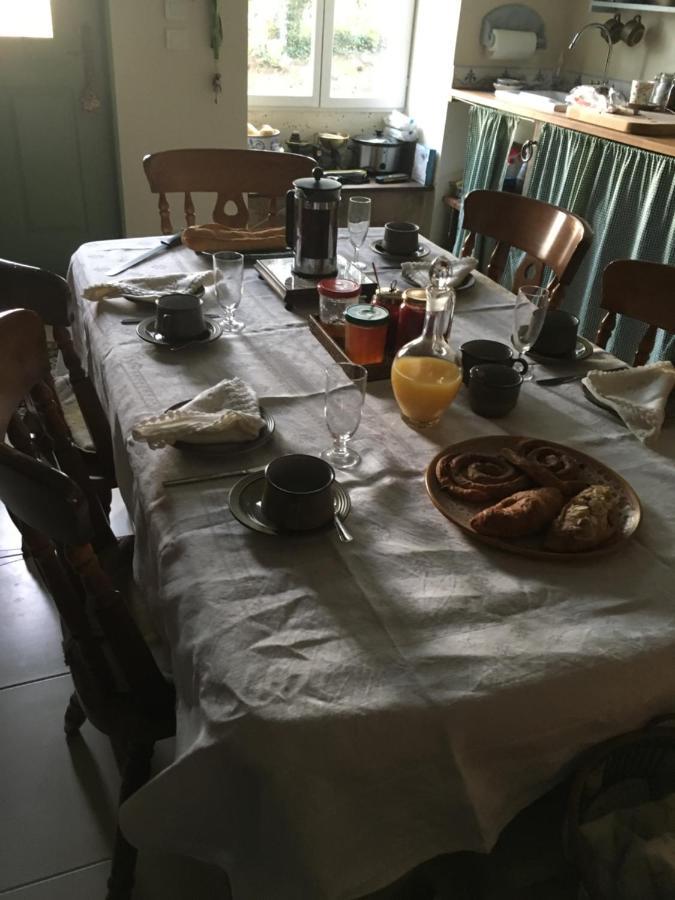 Le Petit Grange Bed & Breakfast Le Lindois Dış mekan fotoğraf