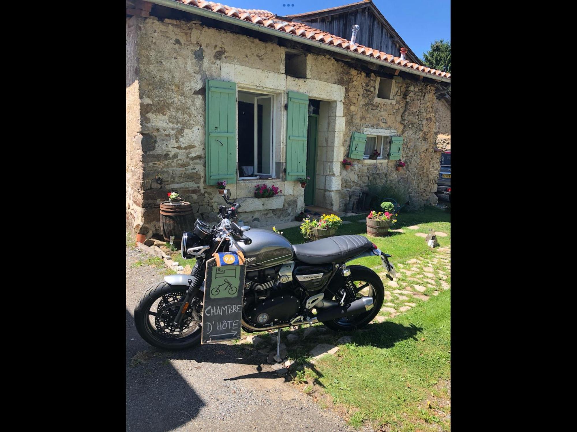 Le Petit Grange Bed & Breakfast Le Lindois Dış mekan fotoğraf